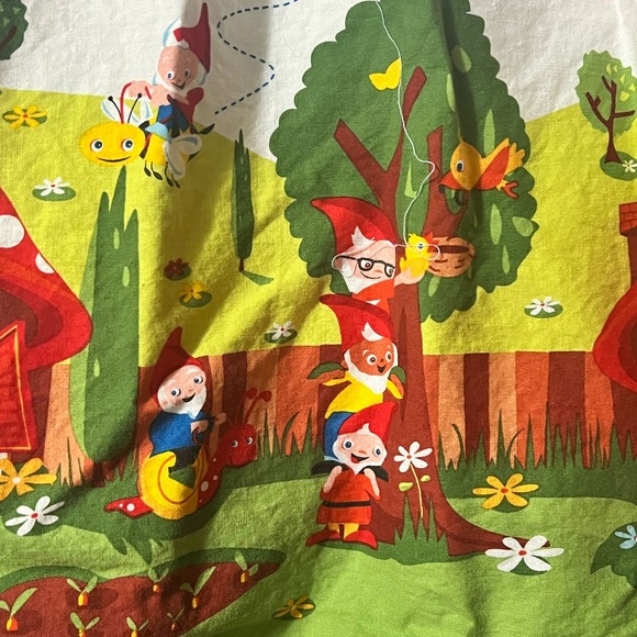 Retrolicious Red and White Gnomeville Pleated A-Line Skirt - Picture 2 of 5